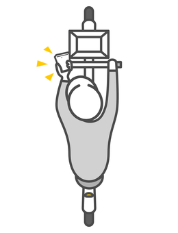 自転車に乗りながらスマホを見ている人 自転車,ながらスマホ,スマートフォン,乗る,こぐ,運転,見る,操作,ヘルメット,チャリンコのイラスト素材