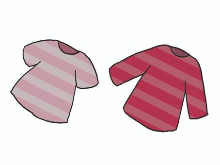 Tシャツ　半袖と長袖　ボーダー柄赤色 洋服,服,衣替え,長袖,tシャツ,ファッション,ボーダー柄,衣服,秋服,ゆるいのイラスト素材