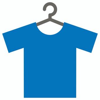 ハンガーにかかっているTシャツ 青 tシャツ,衣類,ハンガー,ティーシャツ,半袖,カットソー,衣紋掛け,干す,衣服,掛けるのイラスト素材