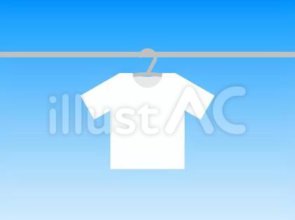 晴れの日に干されたTシャツ・洗濯物