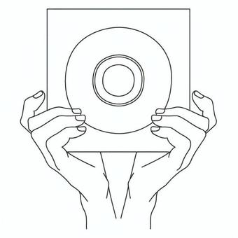 CDを持つ 手,指,cd,持つ,両手,手元,円形,物体,メディア,動作のイラスト素材