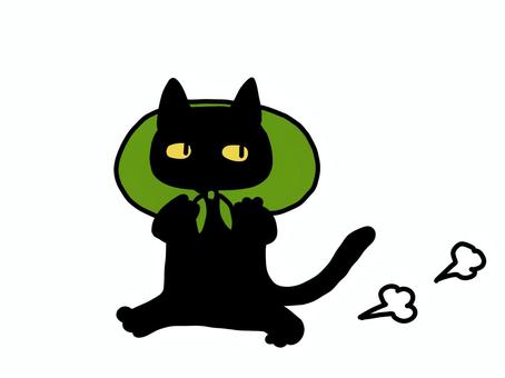 風呂敷包みを持って走る黒猫キャラクター 黒猫,キャラクター,風呂敷,荷物,家出,夜逃げ,泥棒,かわいい,ゆるい,ワンポイントのイラスト素材