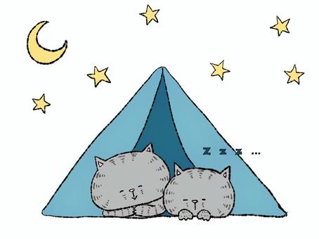 キャンプの夜（サバトラ親子） キャンプ,キャンプ場,猫,テント,自然,屋外,野外,アウトドア,野良猫,飼い猫のイラスト素材