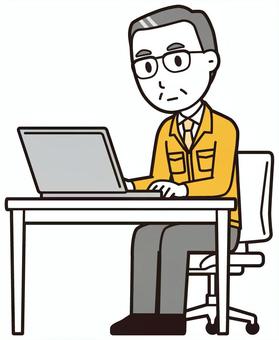  中年作業着(黄)-056-全身 パソコン,中小企業,作業着,中年,ビジネスマン,サラリーマン,会社員,ビジネス,社長,男性のイラスト素材