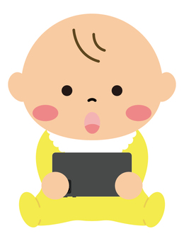 スマホに夢中な赤ちゃん 赤ちゃん,スマホ,夢中,スマートフォン,子育て,デジタル,幼児,子ども,かわいい,動画のイラスト素材