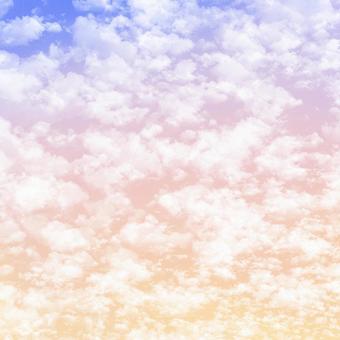 カラフルな夕空　正方形 夕空,夕焼け,夕暮れ,空,雲,晴れ,天気,カラフル,正方形,背景壁紙のイラスト素材
