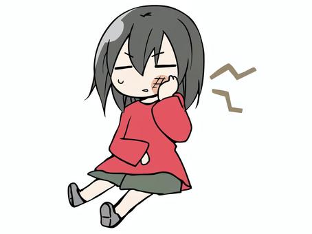 こども 頬が痛い 子供,女の子,短パン,虫歯,痛い,怪我,腫れ,汗,ポーズ,ユーモアのイラスト素材