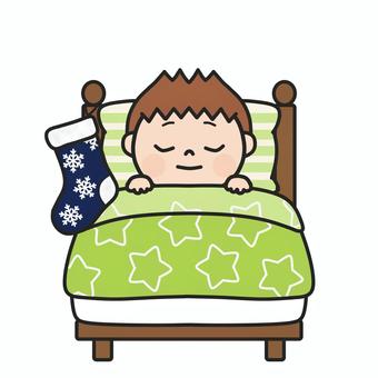 クリスマスプレゼントが楽しみな男の子2 クリスマス,聖夜,ベッド,くつした,おやすみ,眠る,寝る,枕,布団,星のイラスト素材