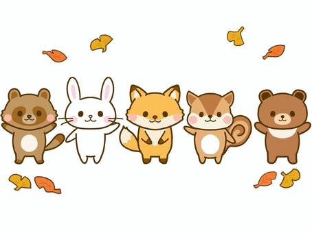 秋のアニマルたち 秋,動物,りす,うさぎ,たぬき,くま,キツネ,可愛い,ほっこり,カットのイラスト素材
