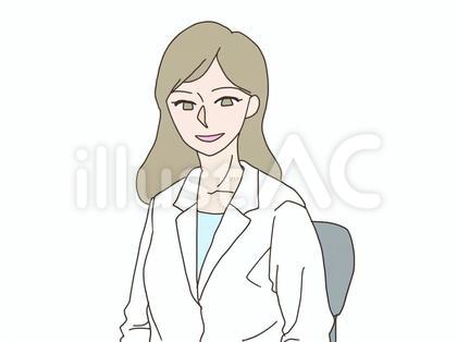 白衣を着て椅子に座っている女性