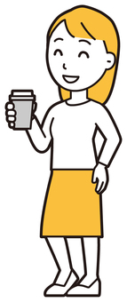 コーヒーの紙コップを持っている若い女性 コーヒー,女性,女の子,人,ロングヘア,若い,紙コップ,持つ,笑う,にこにこのイラスト素材