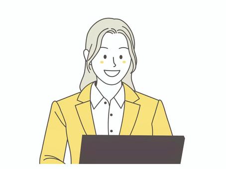 パソコンをする女性1 パソコンをする女性1 女性,パソコン,ノートパソコン,会社員,リモートワーク,テレワーク,デスクワーク,在宅ワーク,人,操作のイラスト素材