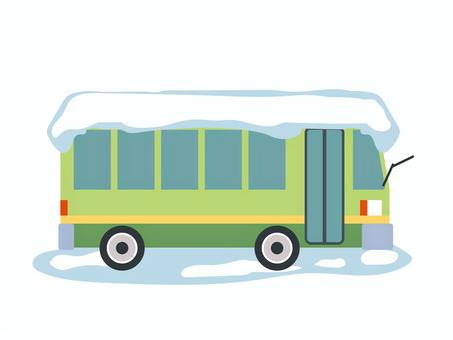 積雪 雪が降り積もったバス 積雪 雪が降り積もったバス 雪,寒い,バス,大型バス,市営,車,自動車,カット,お出かけ,タイヤのイラスト素材