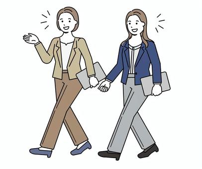 歩きながら話す2人のビジネスウーマン 仕事,スーツ,歩く,通勤,出社,女性,会社,職場,会社員,営業のイラスト素材