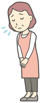  謝っておじぎをしているおばさん 謝る,女性,人,人物,主婦,中年,シニア,エプロン,ママ,お母さんのイラスト素材