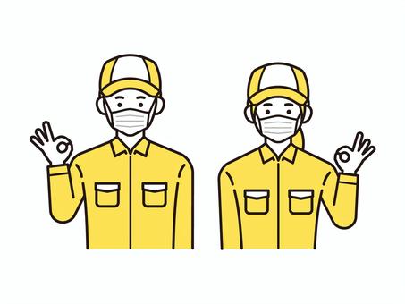 マスクをした作業員の男女A(黄色) マスクをした作業員の男女A(黄色) 作業員,マスク,花粉症,予防,ok,許可,了解,承諾,男女,工場のイラスト素材