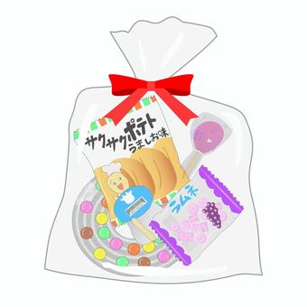 お菓子　詰め合わせ　駄菓子 お菓子,おやつ,詰め合わせ,ギフト,駄菓子,ビニール,スナック,子ども,プレゼント,ヨーグルトのイラスト素材