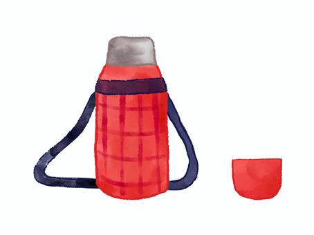 昭和レトロな赤い水筒（水彩・絵本風） 水筒,レトロ,かわいい,赤,水彩,手書き,手描き,ベクター,絵本風,懐かしいのイラスト素材