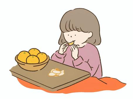 こたつでみかんを食べる女の子 こたつ,みかん,冬,食べる,女の子,女,人物,生活,かわいい,シンプルのイラスト素材