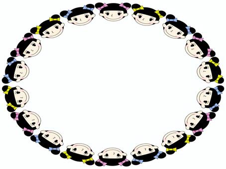 女の子のフレ−ム　楕円形 女の子,三人娘,フレ−ム,ポストカード,メッセージカード,背景なし,お団子,リボン,楕円形のイラスト素材