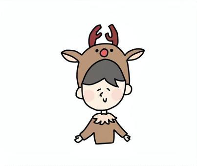 トナカイのコスプレをする人