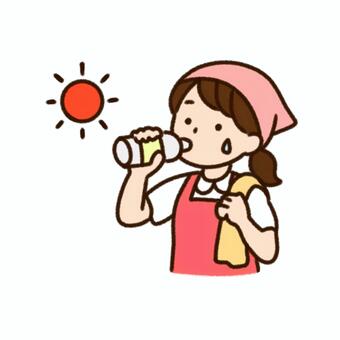 水分補給する女性イラスト 熱中症,熱中症対策,塩分補給,水分補給,夏,猛暑,暑い,炎天下,健康管理,体調管理のイラスト素材
