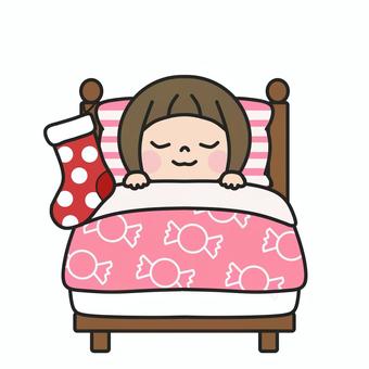 クリスマスプレゼントが楽しみな女の子1 クリスマス,聖夜,ベッド,女の子,くつした,おやすみ,眠る,寝る,枕,布団のイラスト素材