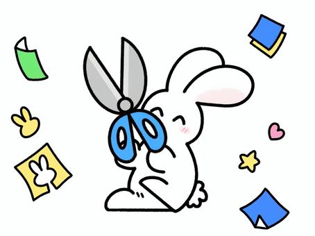 ハサミを使って紙を切るウサギ～白うさぎ～ ウサギ,白うさぎ,ハサミ,切る,折り紙,紙,持つ,工作,図工,作るのイラスト素材