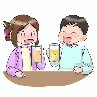 ビールを飲む人たち ビール,ジョッキ,飲み会,忘年会,新年会,人物,歓迎会,送迎会,お酒,アルコールのイラスト素材
