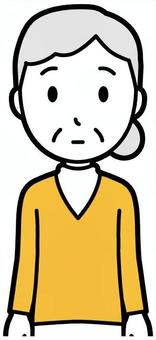  老人女性ハイネック(黄)-302-バスト ポカン,お婆さん,女性,老人,私服,人物,かわいい,高齢者,祖母,おばさんのイラスト素材