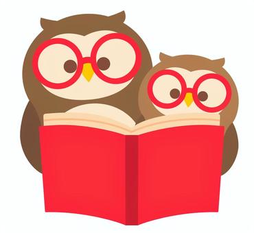 読書している親子フクロウ（主線なし） 本,フクロウ,読書,親子,読む,キャラクター,かわいい,親,子供,主線なしのイラスト素材