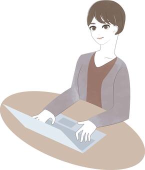 テレワークの女性 手描き,女性,美人,おしゃれ,挿絵,女性向け,雑誌,ナチュラル,奇麗,olのイラスト素材