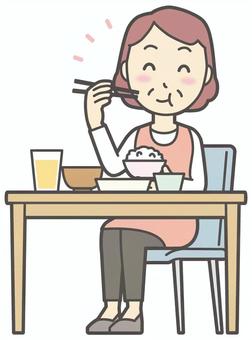  エプロンおばちゃん-161-全身 おいしい,おばちゃん,エプロン,お母さん,ママ,中年,おばさん,主婦,人物,かわいいのイラスト素材