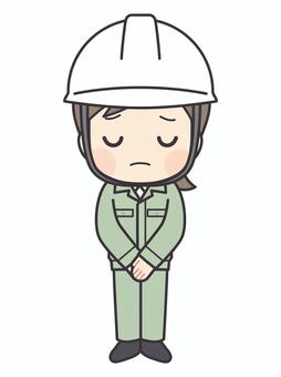申し訳なさそうにお辞儀をする女性作業員 女性,作業員,職員,スタッフ,公務員,技師,工場,工事,建設,土木のイラスト素材