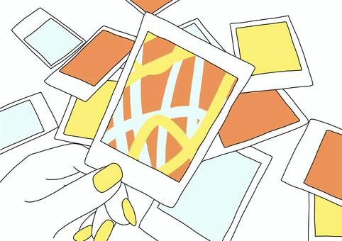 散らばった写真 インスタントカメラ,写真,カメラ,撮影,印刷,思い出,持つ,フィルム,撮る,アルバムのイラスト素材