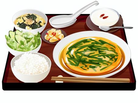 ニラ玉定食 ニラ玉,定食,中華料理,料理,食べ物,ニラ,卵,ご飯,米,ワカメスープのイラスト素材
