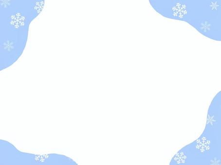雪の結晶のフレーム1：水色 フレーム,冬,雪の結晶,雪,結晶,枠,クリスマス,囲み枠,飾り枠,見出しのイラスト素材
