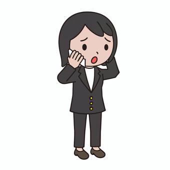 困る人 スマホ,クレーム,困惑,困る,分からない,苦悩,苦しみ,女性,スーツ,ビジネスのイラスト素材