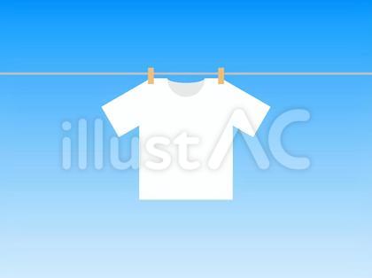 晴れの日に干されたTシャツ・洗濯物