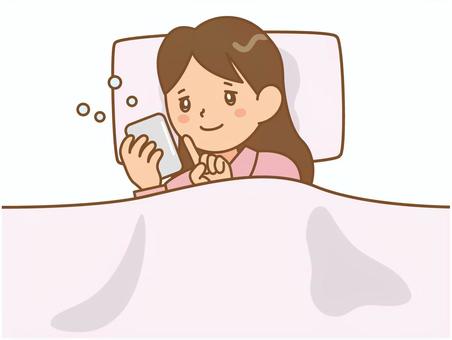 うとうとしながらスマホチェックをする女性 うとうとしながらスマホチェックをする女性 スマホ,チェック,女性,うとうと,夜更かし,ネットサーフィン,sns,動画,通話,至福のイラスト素材