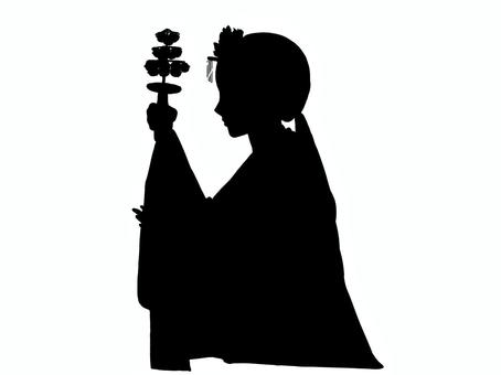 巫女4 巫女,神社,巫女舞,神楽鈴,花冠,伝統,日本,和,神事,女性のイラスト素材