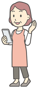  スマホを持ちながら会話する中年の女性 スマホ,おばさん,人,女性,中年,おばちゃん,シニア,ママ,主婦,ヘルパーのイラスト素材