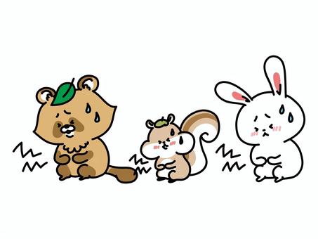 お腹が不調な森の動物トリオ 動物,腹痛,胃痛,胃腸炎,胃腸風邪,食あたり,食中毒,下痢,便秘,生理痛のイラスト素材