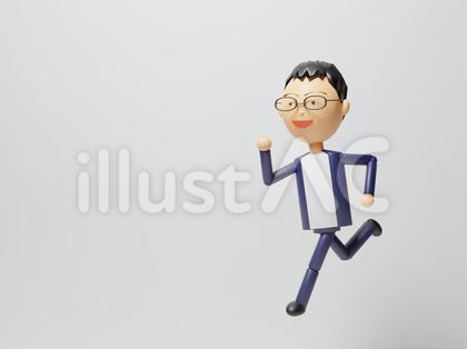 笑顔で急いで走る中年男性・全身