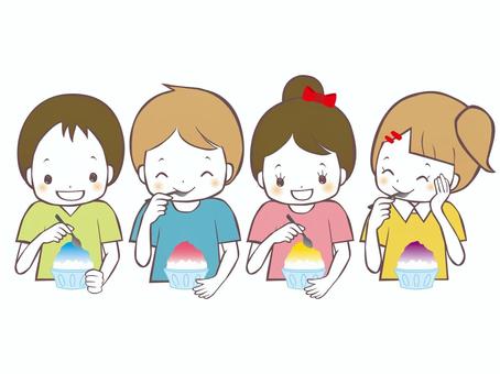 かき氷を食べる子供4人 かき氷,子供,夏,かわいい,食べる,男の子,女の子,笑顔,美味しい,冷たいのイラスト素材
