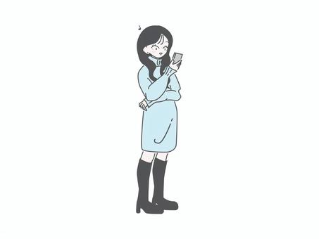 スマホを見る女性 全身 冬（笑顔） 女性,スマホ,冬服,全身,立ち姿,sns,メッセージ,説明,レビュー,シンプルのイラスト素材