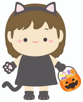 ハロウィンの黒猫の仮装の子供とお菓子 ハロウィン,秋,仮装,黒猫,猫,猫耳,しっぽ,お菓子,かぼちゃ,子どものイラスト素材