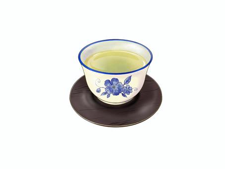 青い花柄茶碗の中国茶（コースター付） 中国茶,お茶,シノワズリ,飲み物,茶碗,湯呑み,花柄,コースター,茶托,イラストのイラスト素材