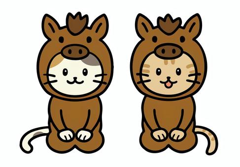 馬の被り物をつけるミケネコ・シマトラ猫 猫,午年,馬,帽子,2026,正月,謹賀新年,正座,正面,挨拶のイラスト素材