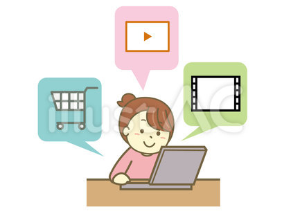 ネットで動画やショッピングする女性